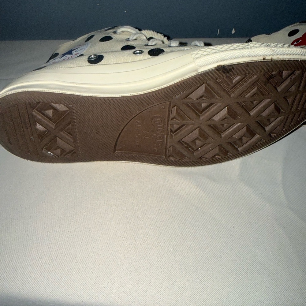Converse x CDG White High-Top Sneakers with Black Polka Dots and Red Heart - Picture 8 of 9